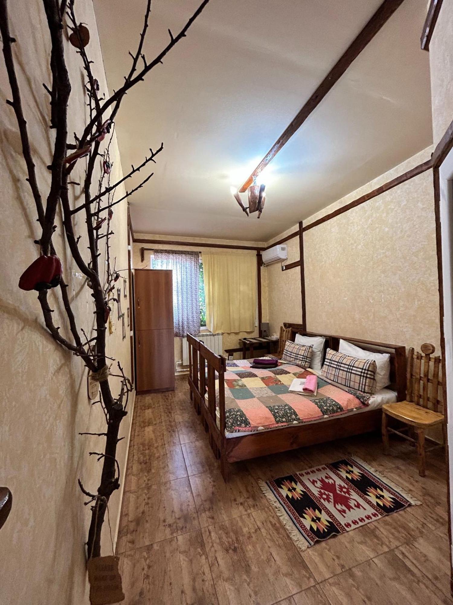Machanents Art Hotel Vagharshapat Ngoại thất bức ảnh